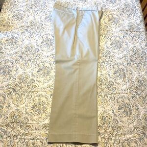 GAP men’s khaki straight fit pants size 33” x 30”